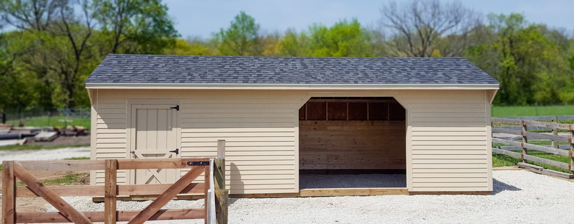 horse shelter in knoxville iowa